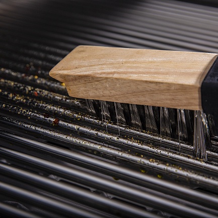 Щетка для гриля Broil King, деревянная с брызговиком