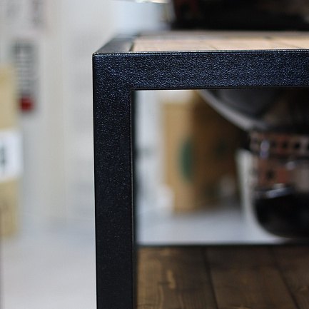 Дизайнерский гриль-стол для угольного гриля Weber Master-Touch